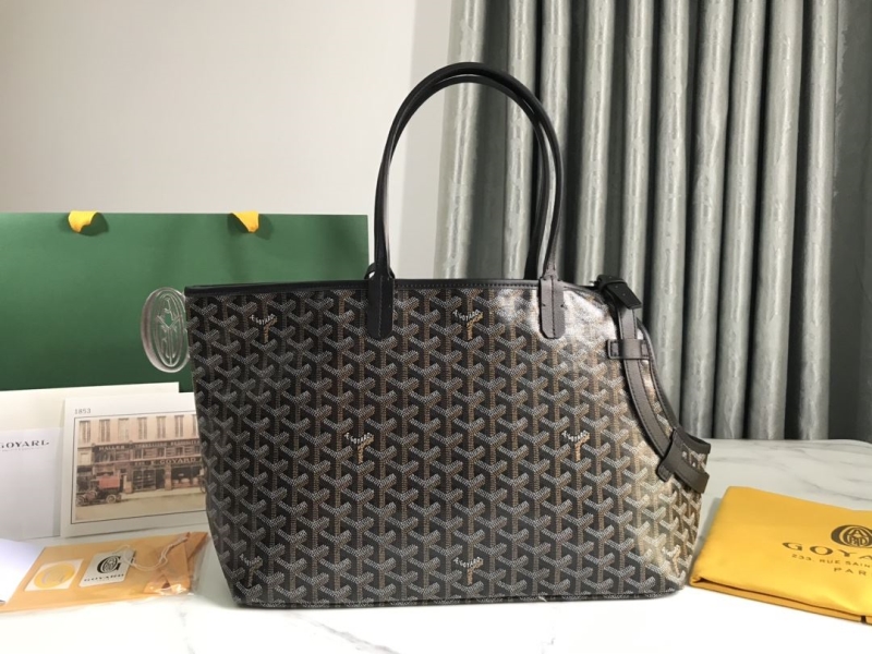 Goyard Pet Bags